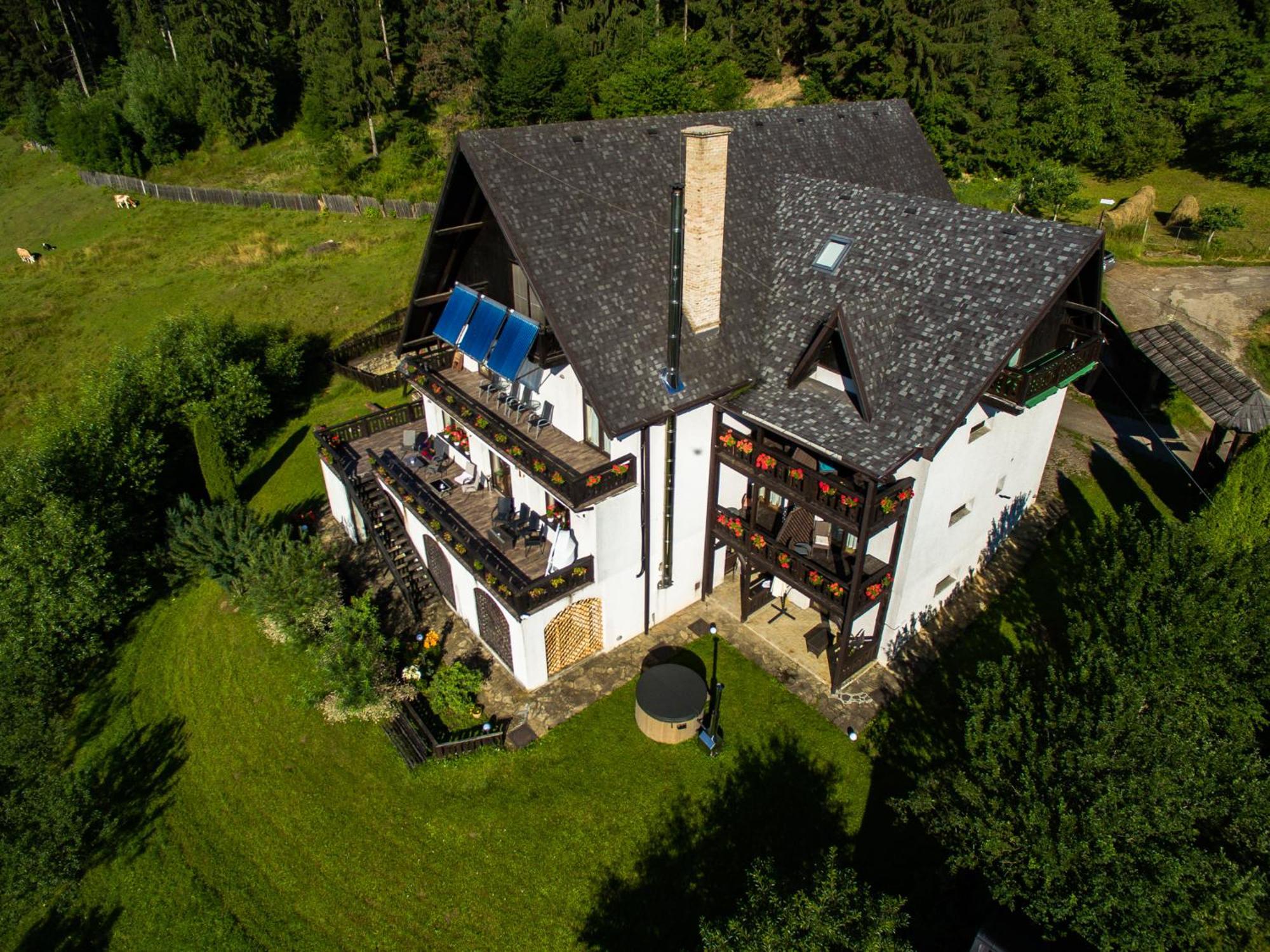 Bucovina Lodge Pension วามา ภายนอก รูปภาพ
