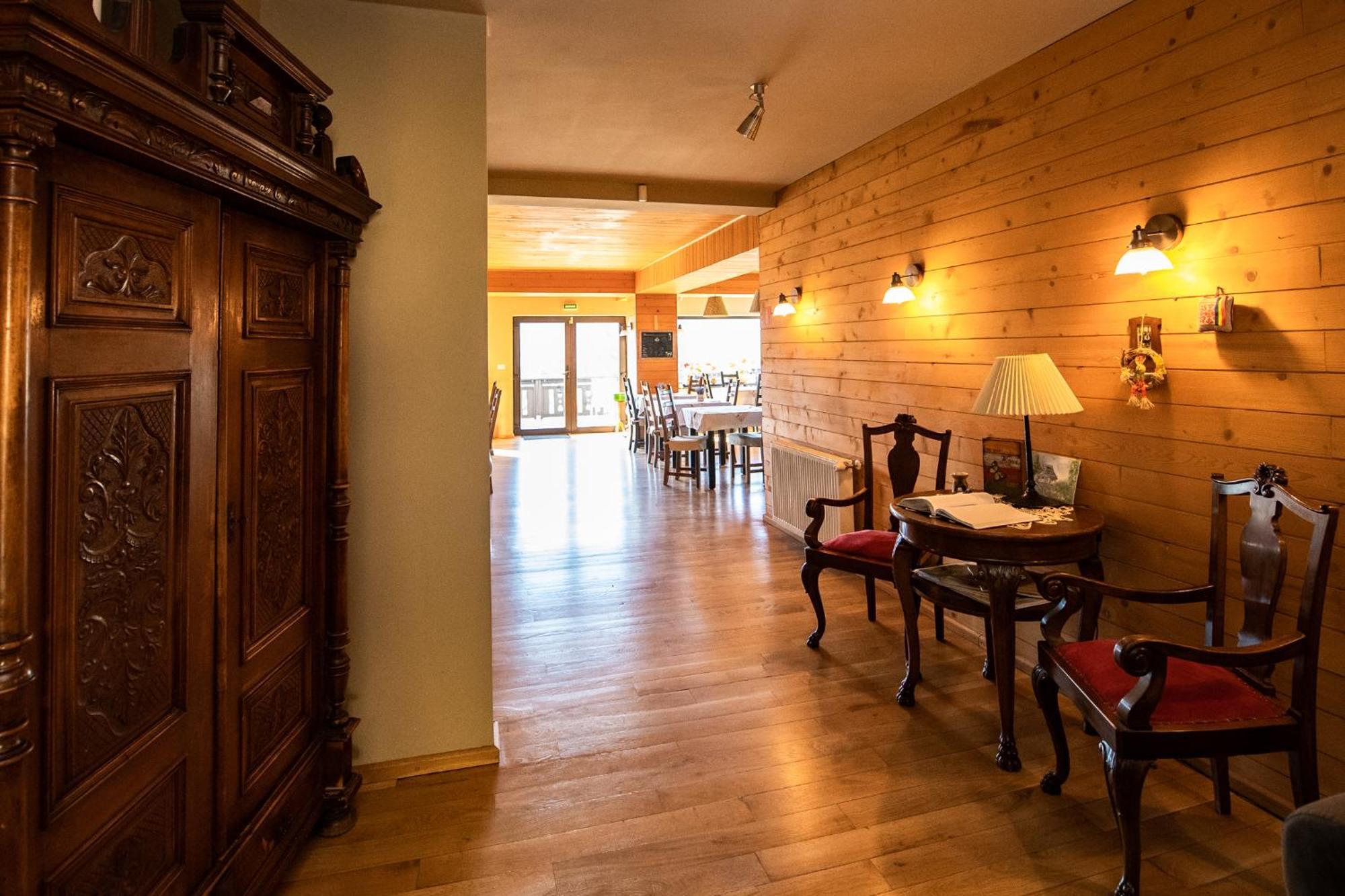 Bucovina Lodge Pension วามา ภายนอก รูปภาพ