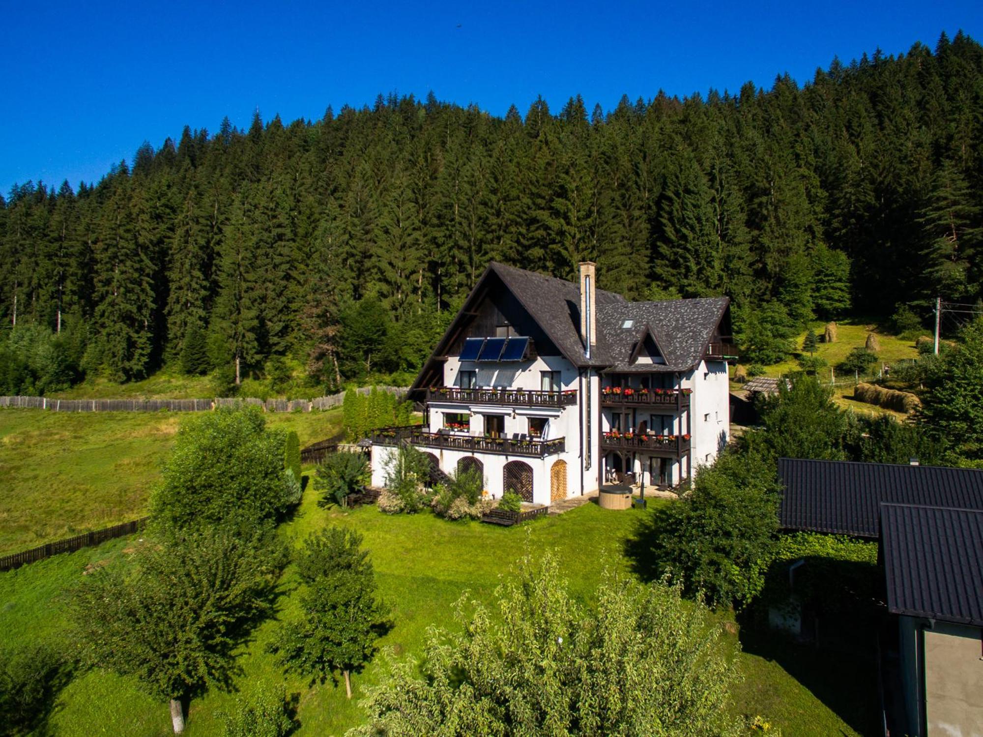 Bucovina Lodge Pension วามา ภายนอก รูปภาพ