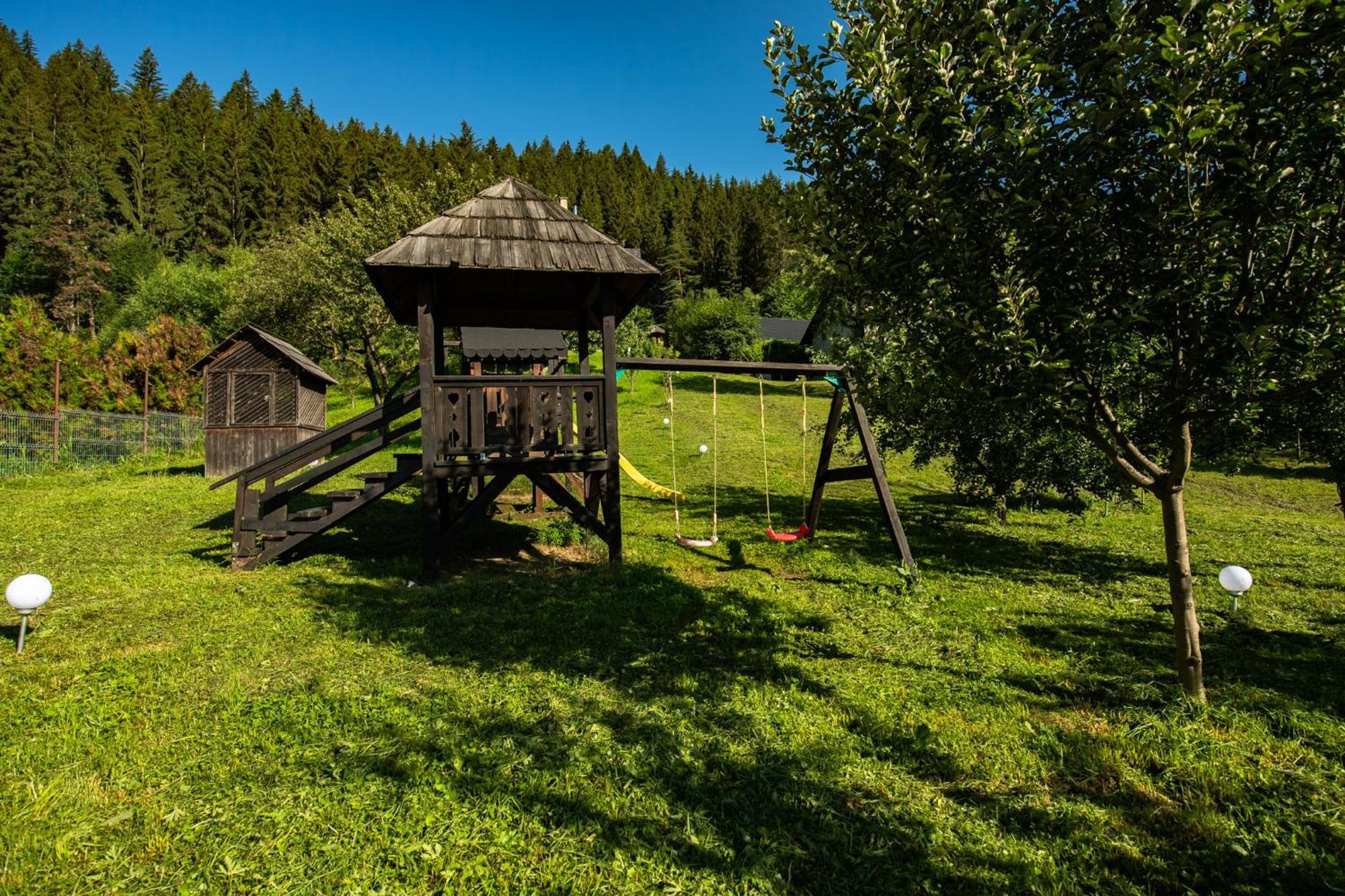 Bucovina Lodge Pension วามา ภายนอก รูปภาพ