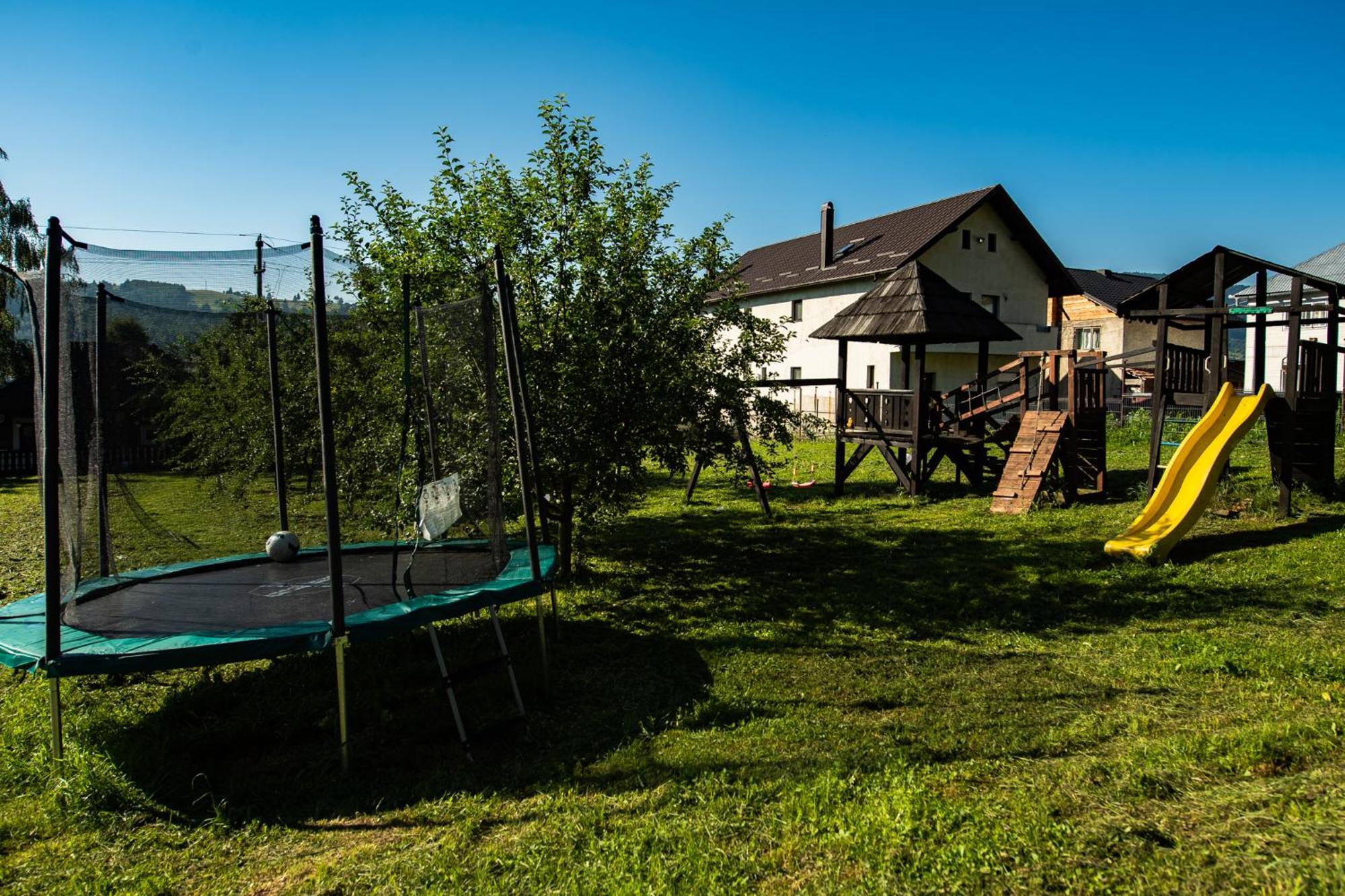 Bucovina Lodge Pension วามา ภายนอก รูปภาพ