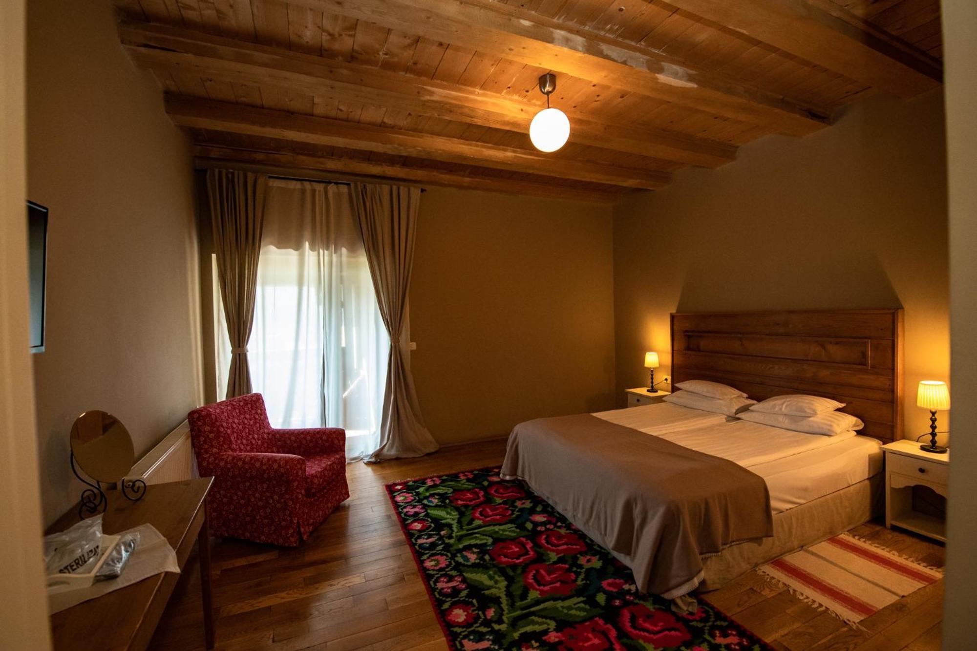 Bucovina Lodge Pension วามา ภายนอก รูปภาพ