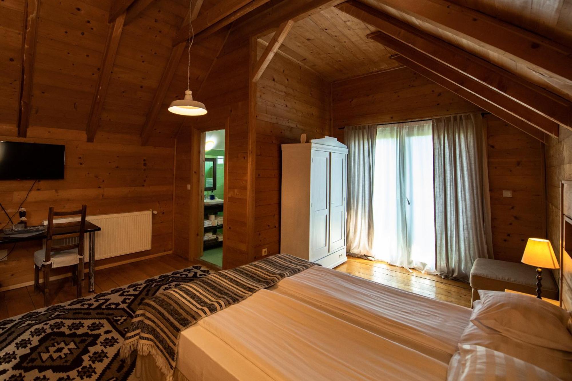 Bucovina Lodge Pension วามา ภายนอก รูปภาพ