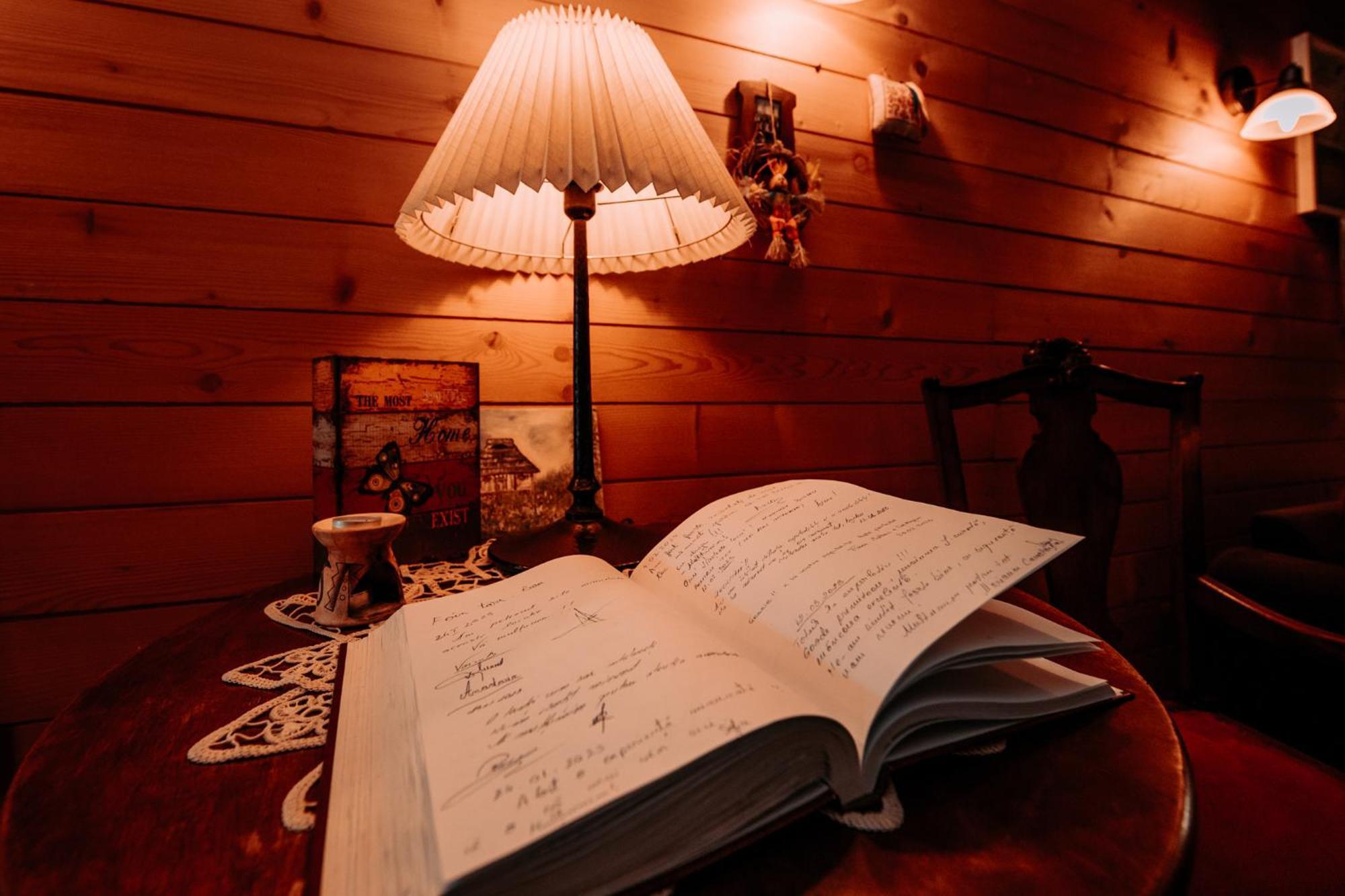 Bucovina Lodge Pension วามา ภายนอก รูปภาพ