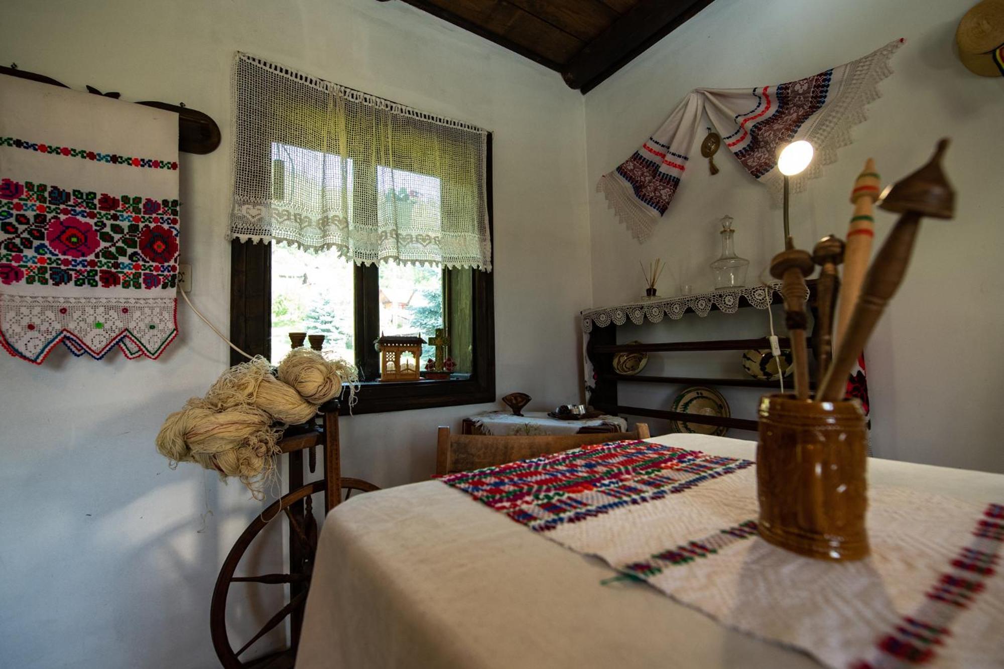 Bucovina Lodge Pension วามา ภายนอก รูปภาพ