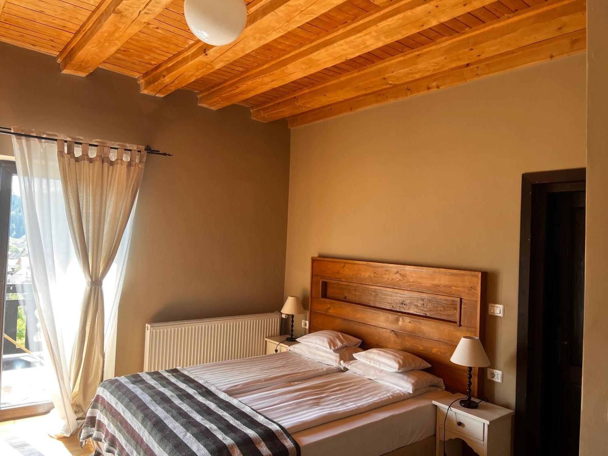 Bucovina Lodge Pension วามา ภายนอก รูปภาพ